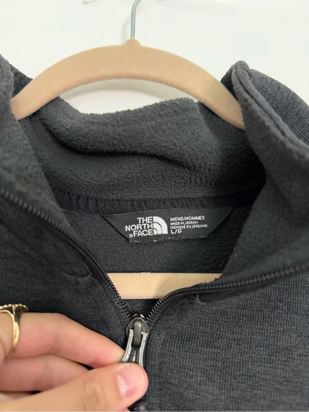 The North Face Men’s Charcoal Gray Quarter-Zip Pullover